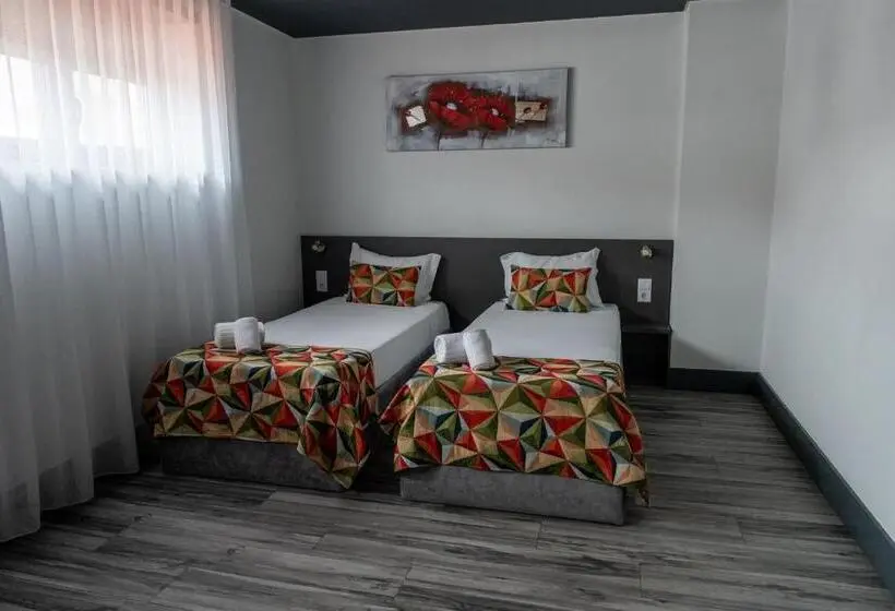 Standard Kolmen Hengen Huone, Residencial Kuarenta&um
