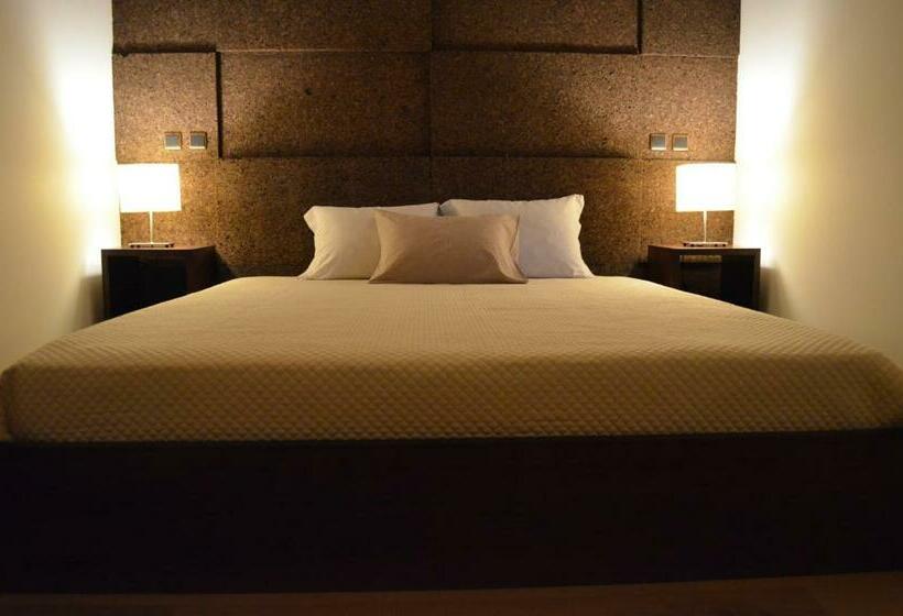 غرفة قياسية, Rilhadas Casas De Campo