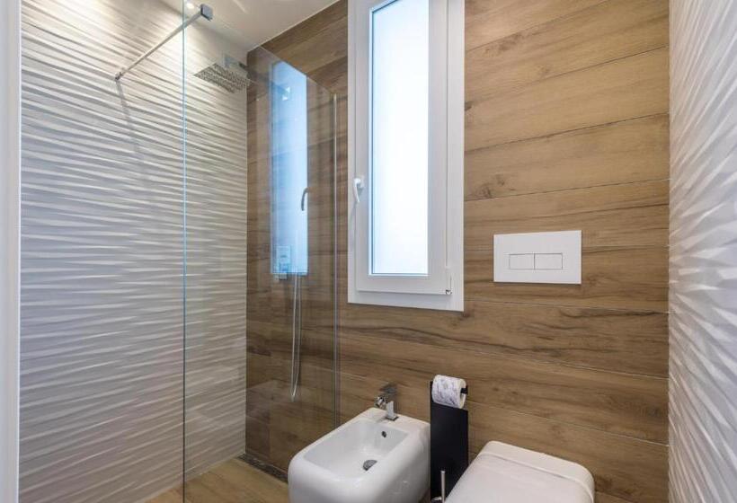 اتاق استاندارد, Aurienzia