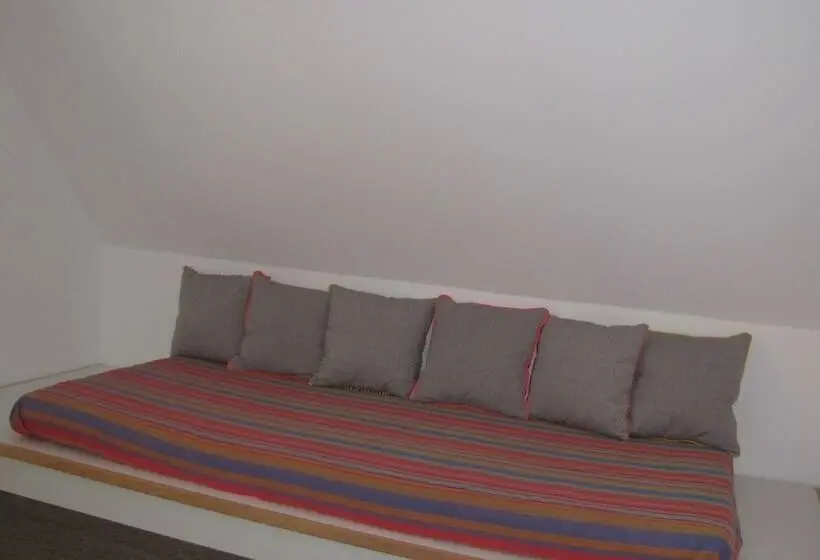آپارتمان 1 خوابه با چشمانداز باغ, Koolhouse Porto