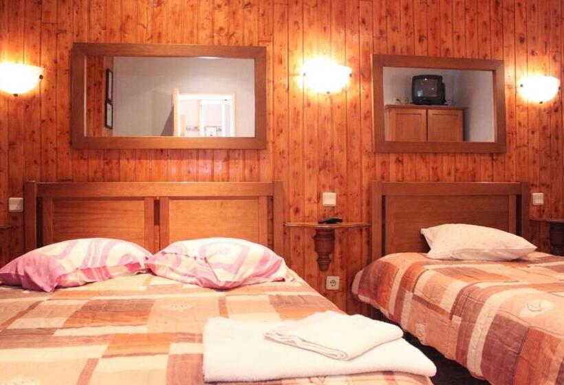 スタンダードトリプルルーム, Mikotania