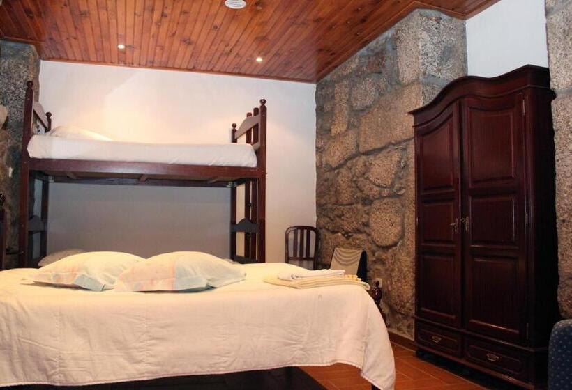 スタンダード４人部屋, Mikotania