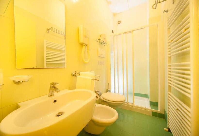 استودیوی استاندارد, Residence Il Capodoglio