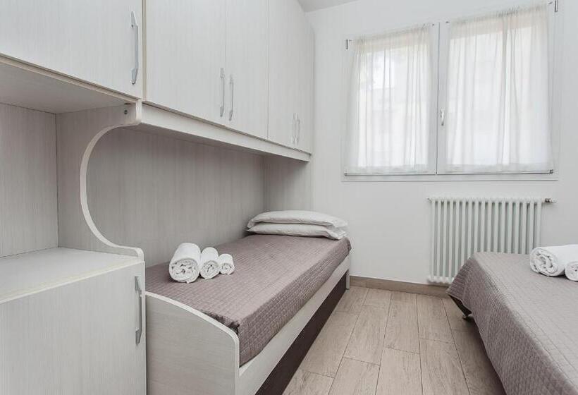 低层单卧公寓, Residence Jamaica