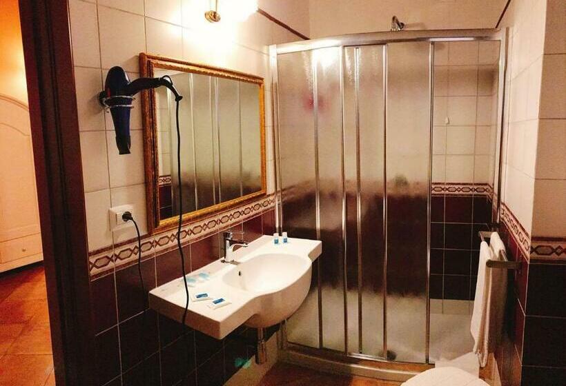 テラス付きスタンダードルーム, Agriturismo Ciociaro  Il Colle  Hotel Ristorante