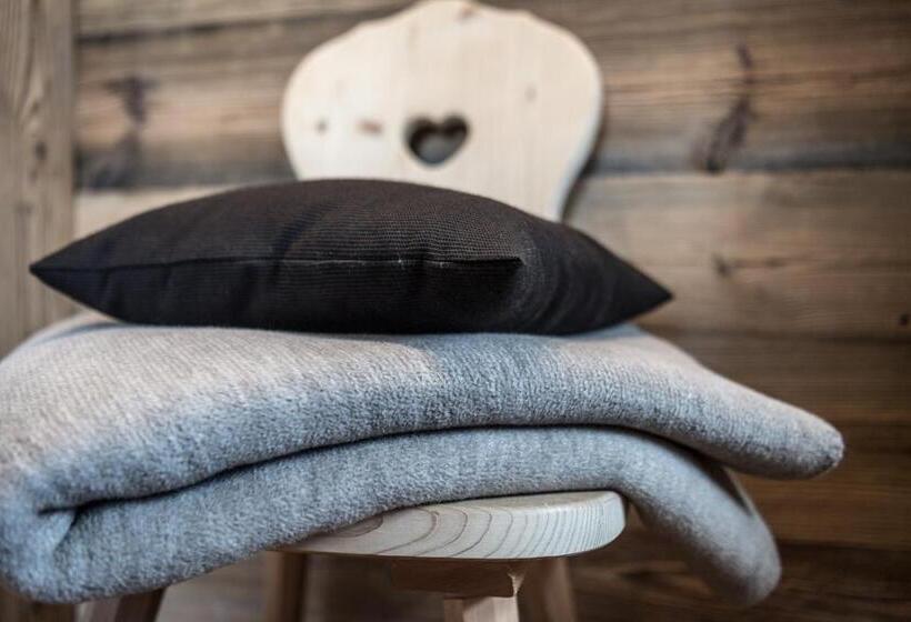 آپارتمان 1 خوابه, Chalet Cogolara