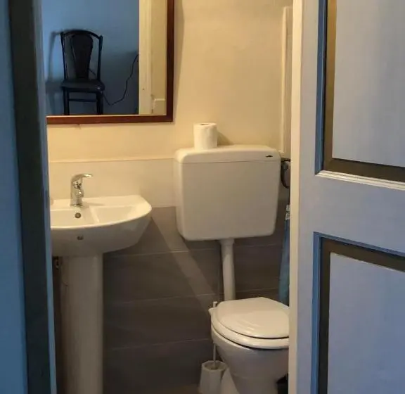 Basic-huone, B&b Rosita