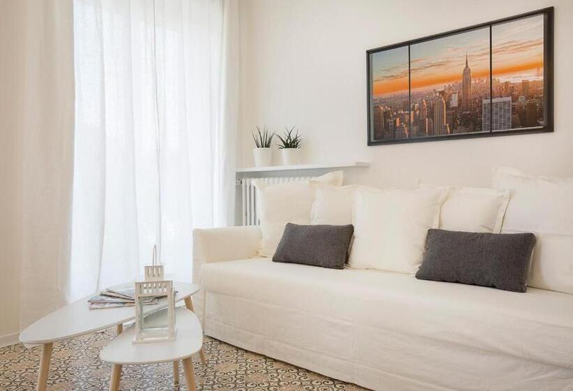 Апартаменты 2 Спальни, La Promenade By Impero House