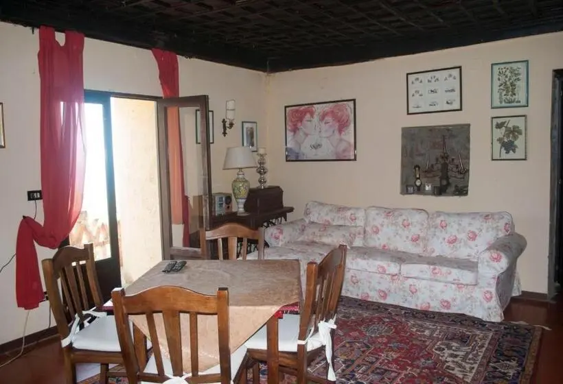 Standard Neljän Hengen Huone, Agriturismo Fattoria Di Grenne