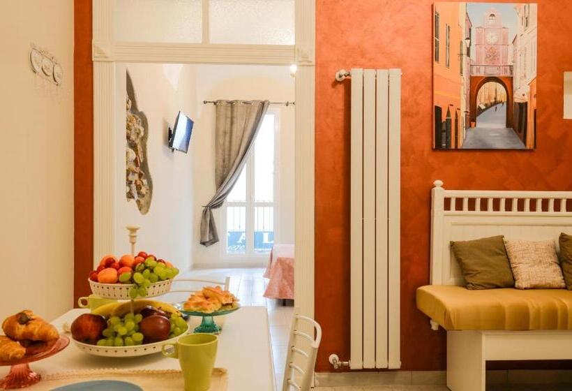 غرفة قياسية رباعية, Casa Scola Loano