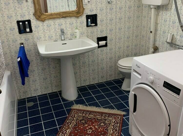 اتاق استاندارد با سرویس بهداشتی مشترک, Princess Guest House