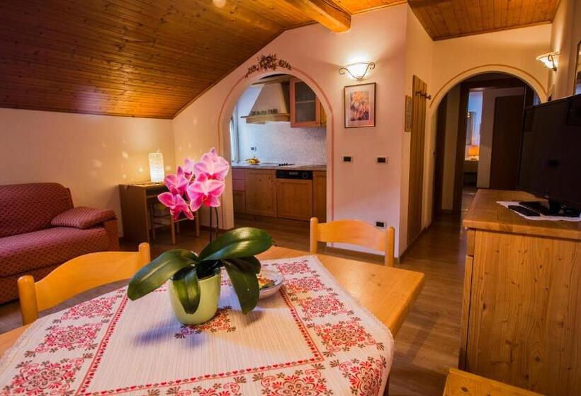 Апартаменты 1 Спальня, Residence Capriolo