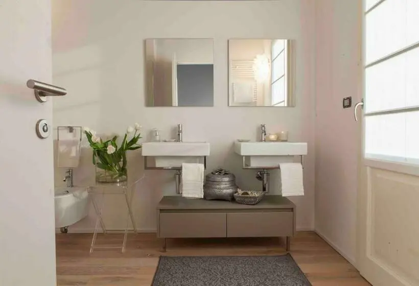 バルコニー付きジュニアスイート, Zuani Casa