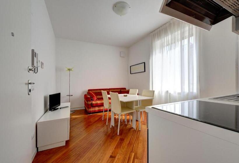 آپارتمان 1 خوابه, My House Apartments