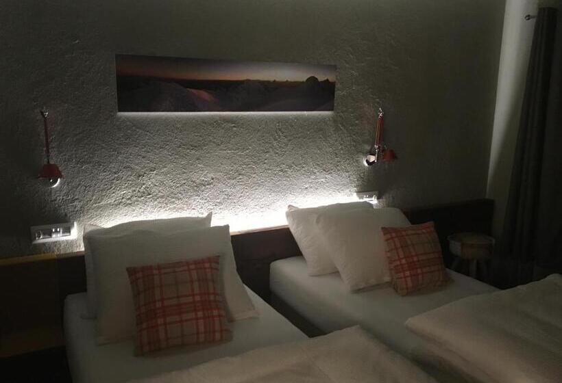 اتاق استاندارد با بالکن, 4478 Mountain Lodge