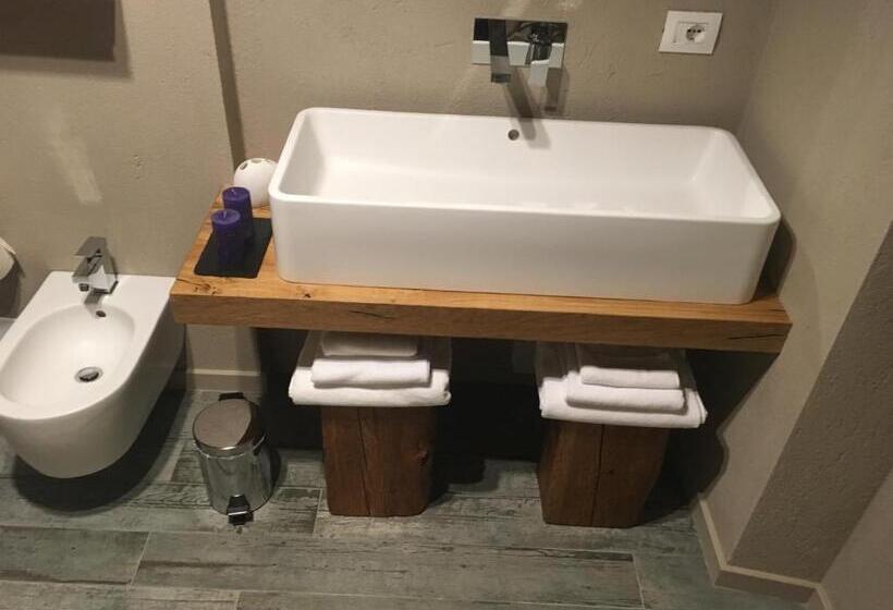 اتاق استاندارد با بالکن, 4478 Mountain Lodge