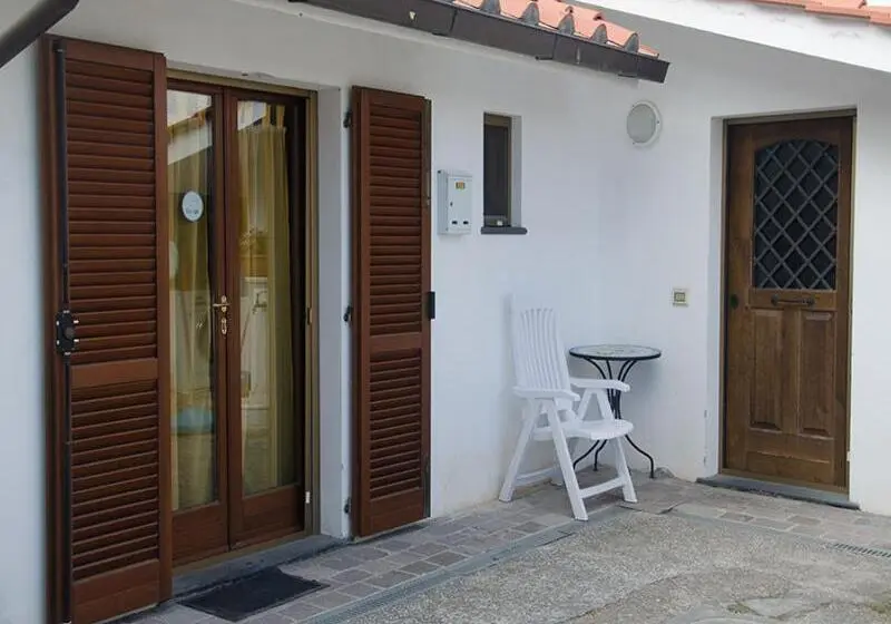 Standard Yhden Hengen Huone, Al Cortile Tranquillo