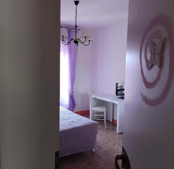 マウンテンビュースタンダードルーム, Corte Moreno