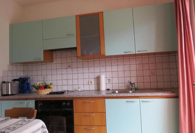 带1个卧室的带阳台的公寓, Agriturismo Kabishof