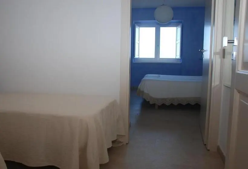 景色の見えるスタンダード4人部屋, Villa Cirimarco