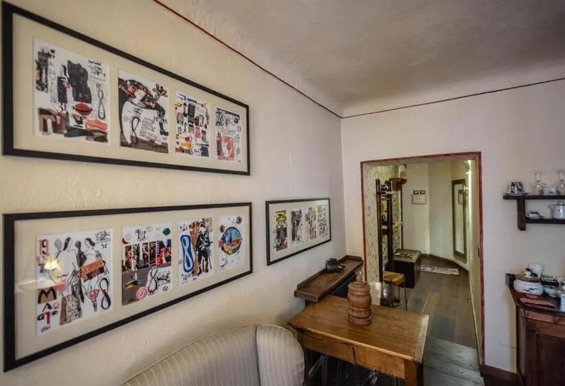 Superior suite with balcony, Domus Antica Aosta