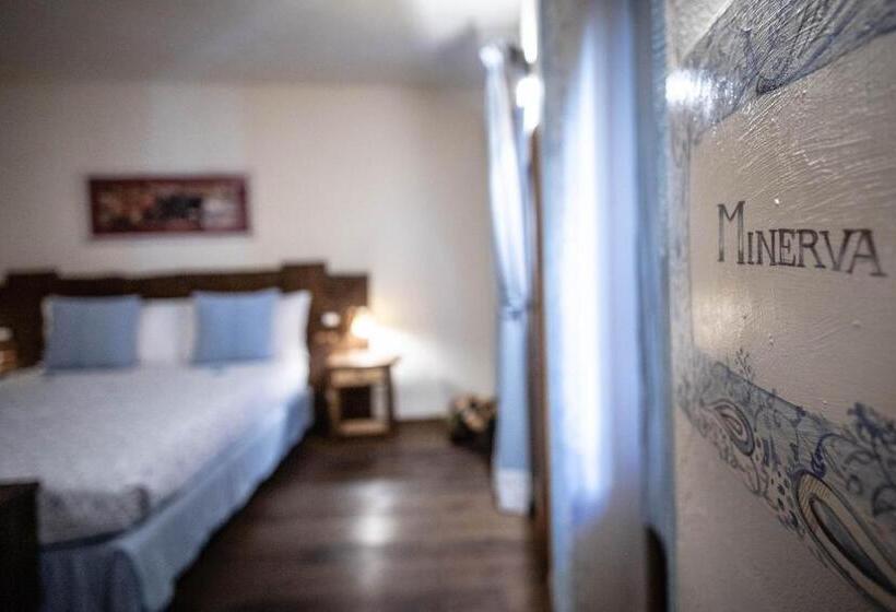 اتاق لوکس با بالکن, Domus Antica Aosta