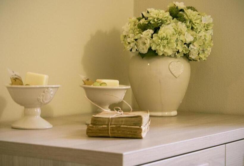 اتاق استاندارد, Zula Affittacamere