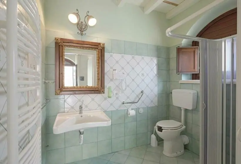 スタンダード4人部屋, Agriturismo Feudo Muxarello