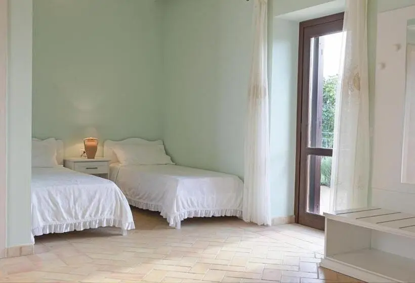 ファミリールーム, Agriturismo Feudo Muxarello