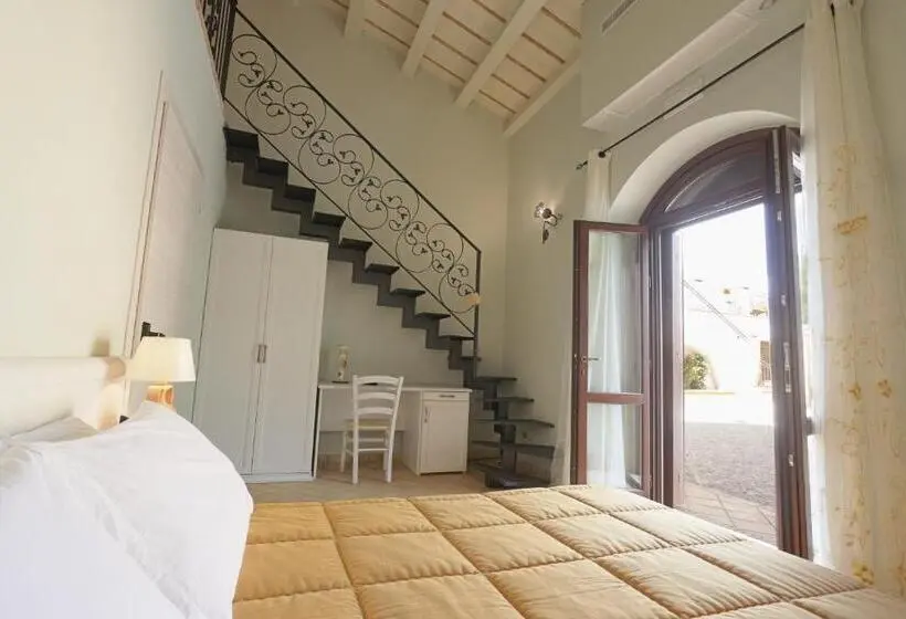 スタンダード4人部屋, Agriturismo Feudo Muxarello