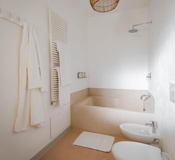 配有游泳池的小型套房, Masseria Palombara Relais & Spa   Adults Only