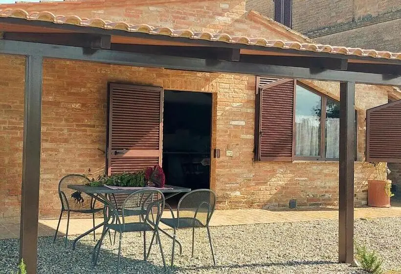 プールの見える1ベッドルームアパートメント, San Lorenzo Agriturismo