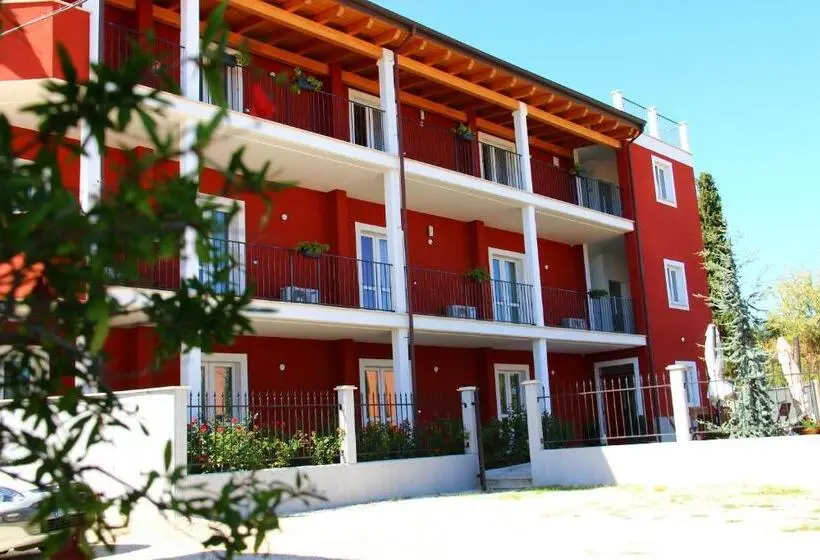 Classic Kolmen Hengen Huone, Residence Candeloro