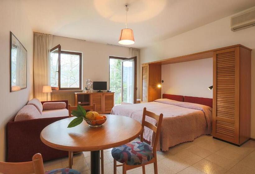 דירת חדר, Residence Il Cedro