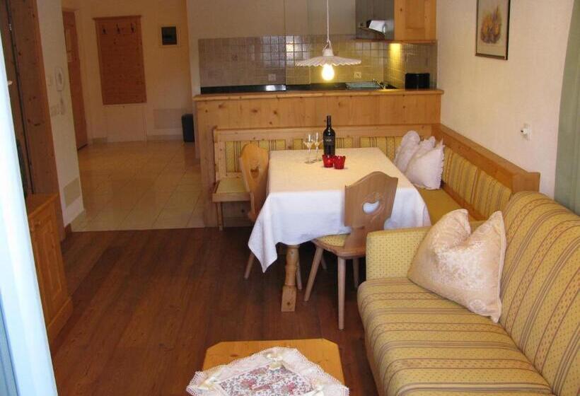 Апартаменты 1 Спальня, Residence Rosarela