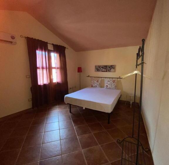 דירת פנטהאוז 1 חדרי שינה, Antica Dimora Biancospino   Bosa Centro   Appartamento 6