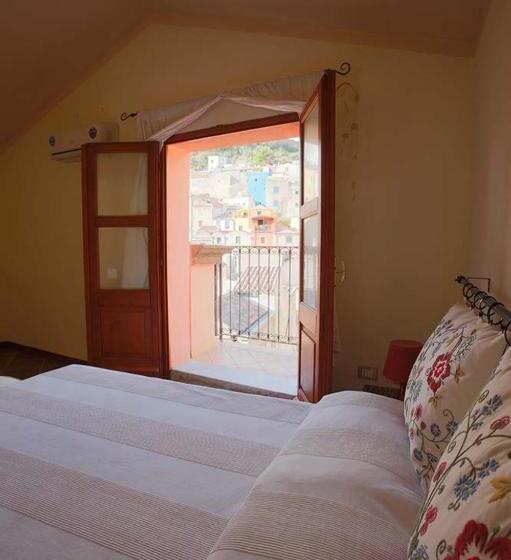 דירת פנטהאוז 1 חדרי שינה, Antica Dimora Biancospino   Bosa Centro   Appartamento 6