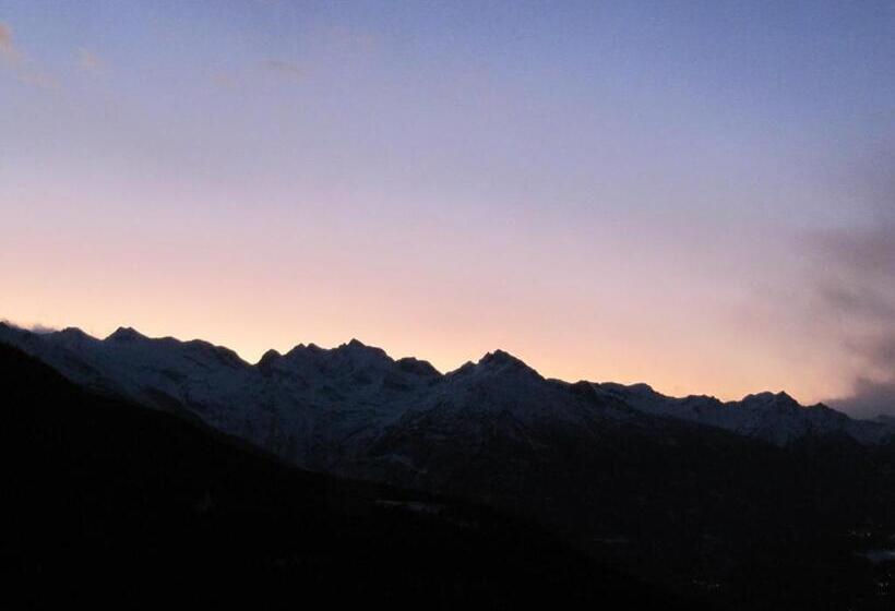 דירת חדר בקומת קרקע, Casa Chamonin