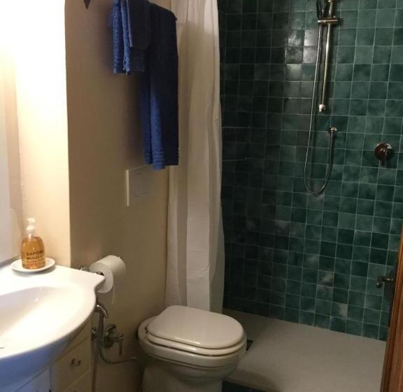 דירת חדר, Podere Capitignano