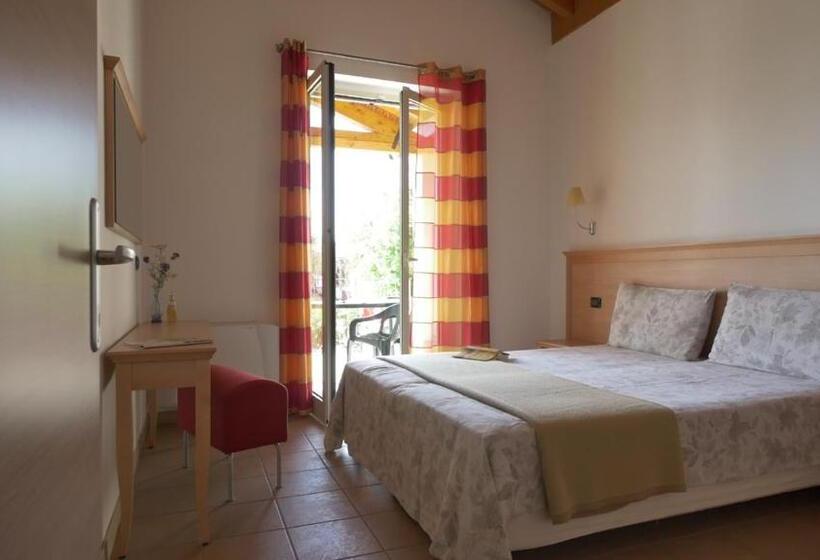 شقة غرفة واحدة, Residence Alice