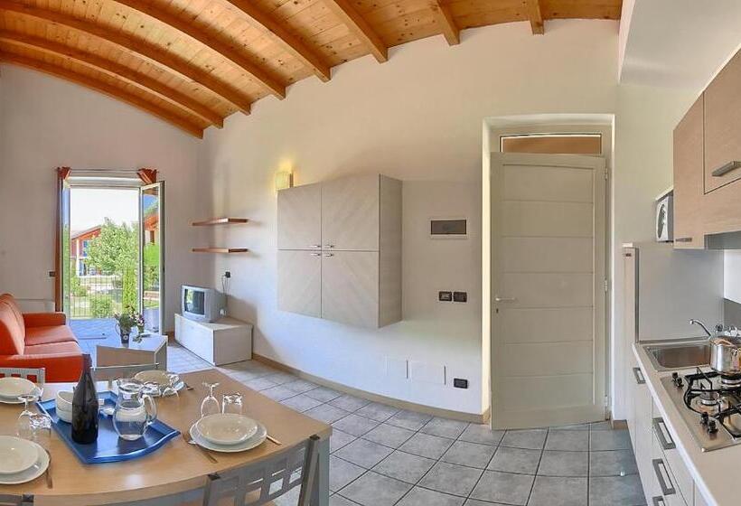 شقة غرفة واحدة, Residence Alice