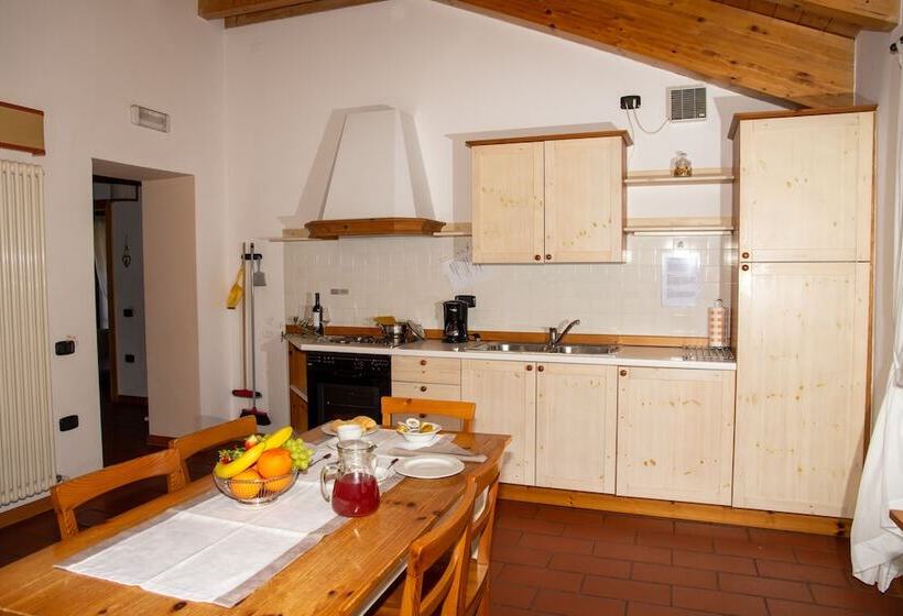 Apartamento 2 Dormitórios, Residence La Colombera