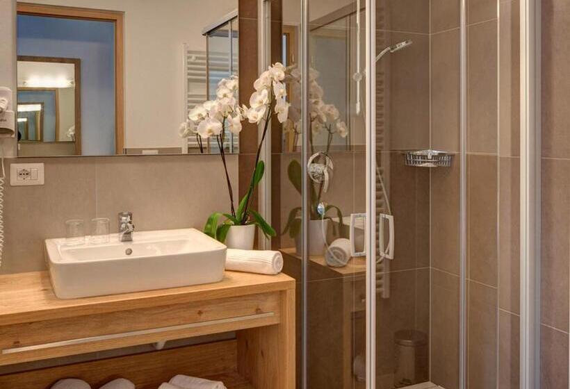 Апартаменты Deluxe 2 Спальни, Apparthotel Central