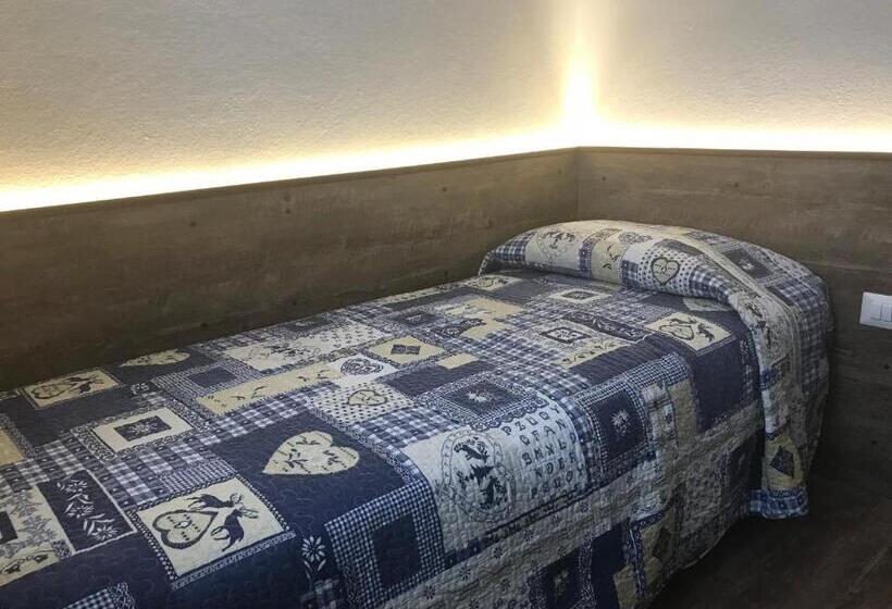 شقة غرفة واحدة, Le Servite Apartments