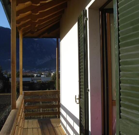 شقة غرفة واحدة, Le Servite Apartments