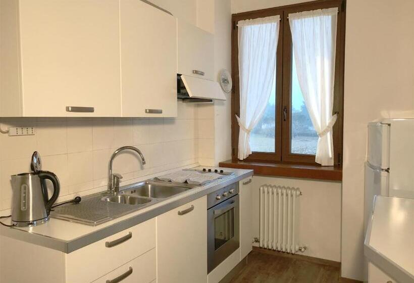 إستوديو قياسى, Le Servite Apartments