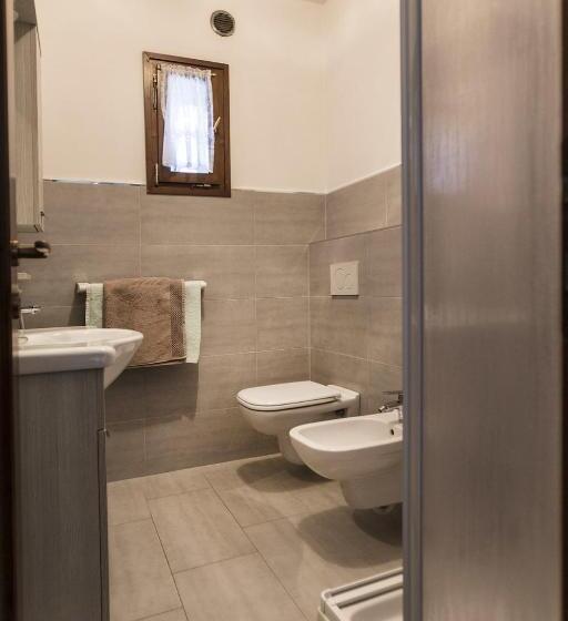 إستوديو قياسى, Le Servite Apartments