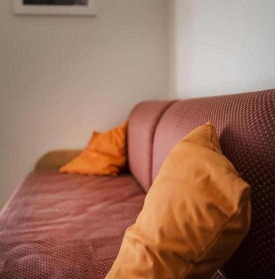 استوديو أساسي, Le Servite Apartments