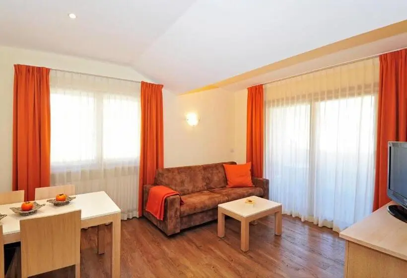 Huoneisto 1 Makuuhuone Näkymä, Residence Mignon