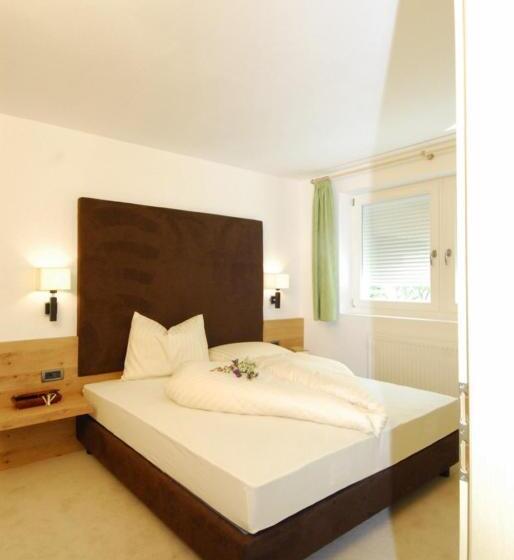 带阳台两卧公寓, Residence Remi